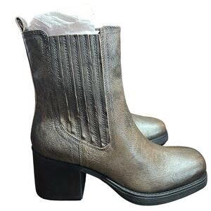 Kenneth Cole Jet Black Antique Gold Leather Chelsea Boots Chunky Heel Size 9